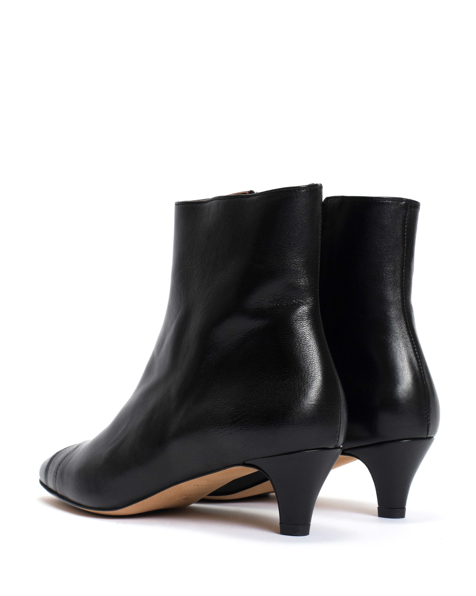 Avy 40 stiletto Silky calf Black