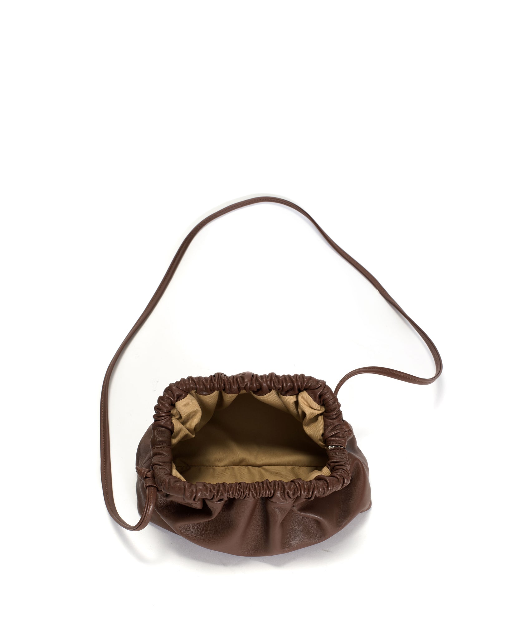 Hally petite cloud bag Silky lamb Chocolate