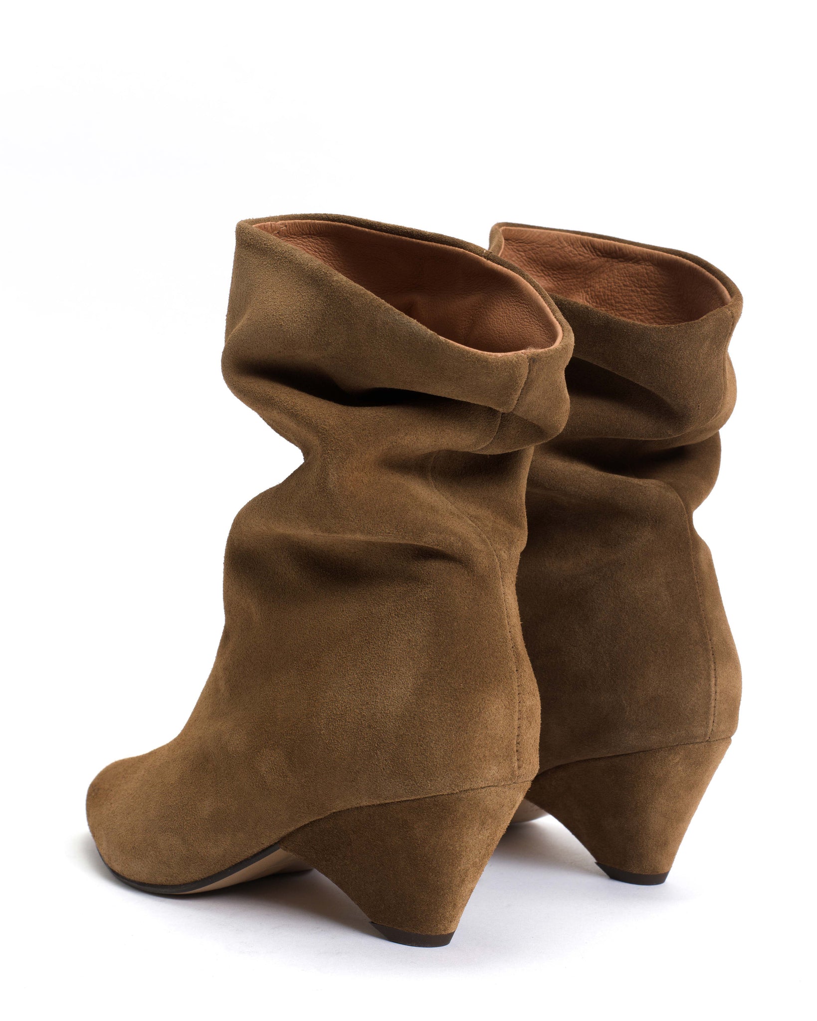 Vully 50 Triangle Calf suede Cinnamon